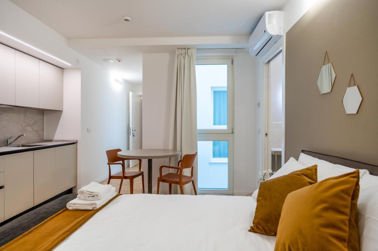 Domo Premium Apartments - Trieste Mazzini Eksteriør billede