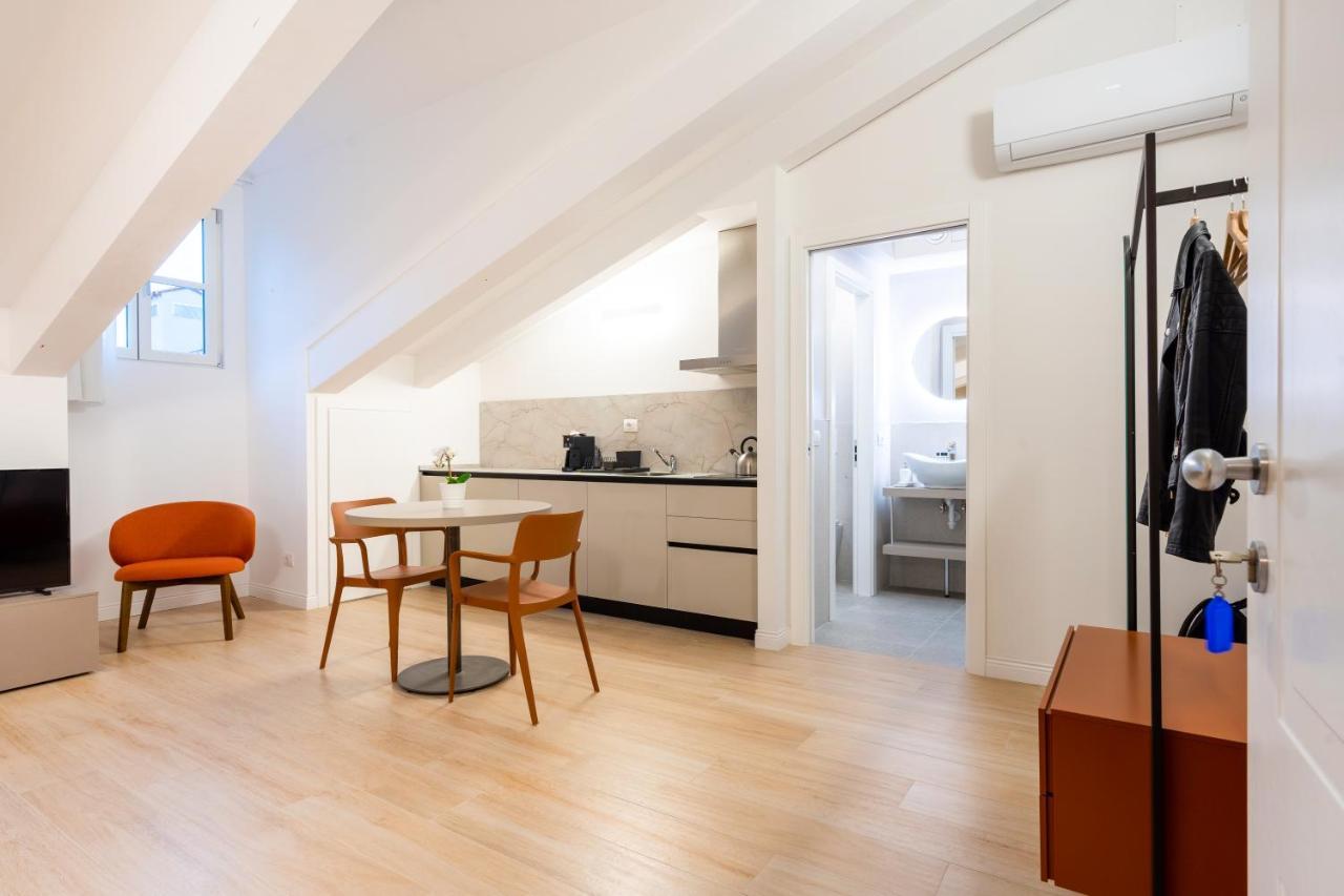 Domo Premium Apartments - Trieste Mazzini Eksteriør billede
