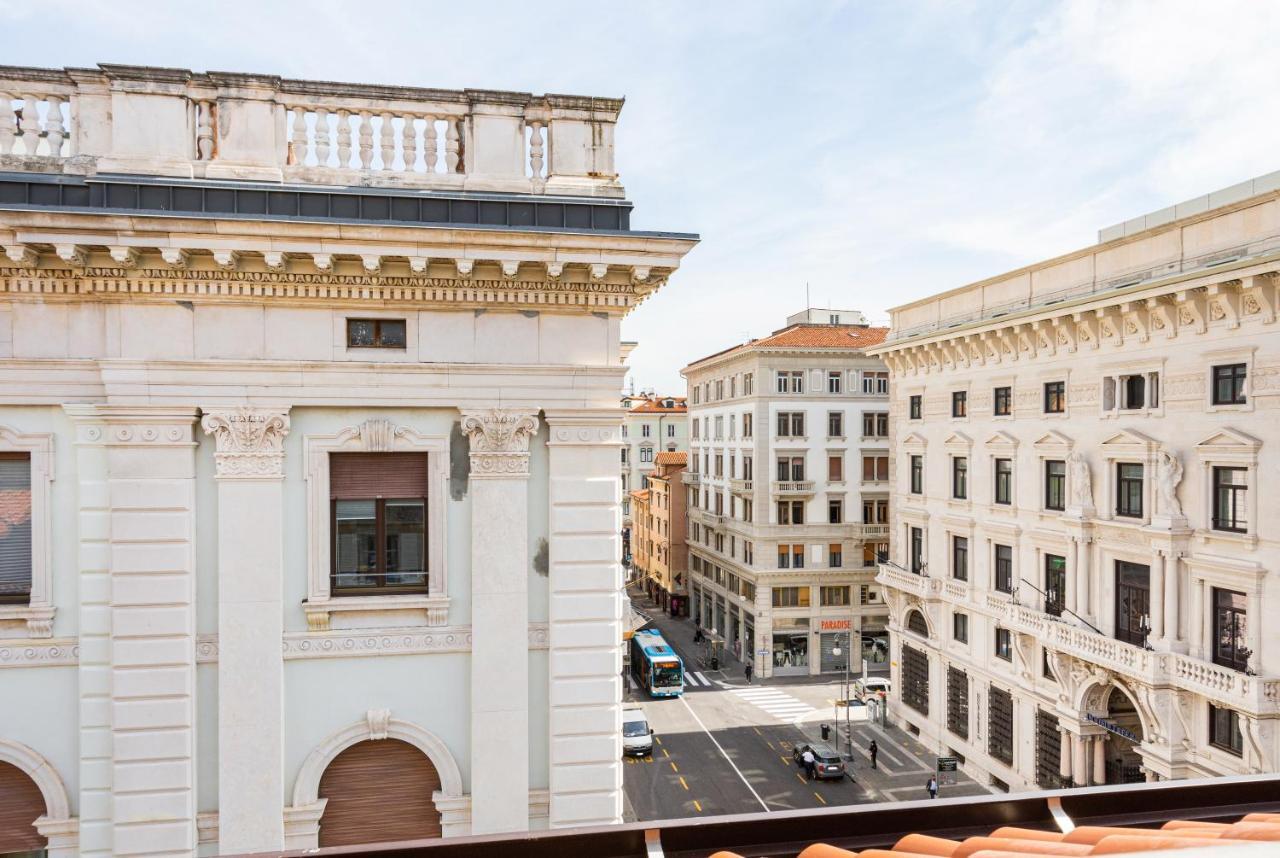 Domo Premium Apartments - Trieste Mazzini Eksteriør billede