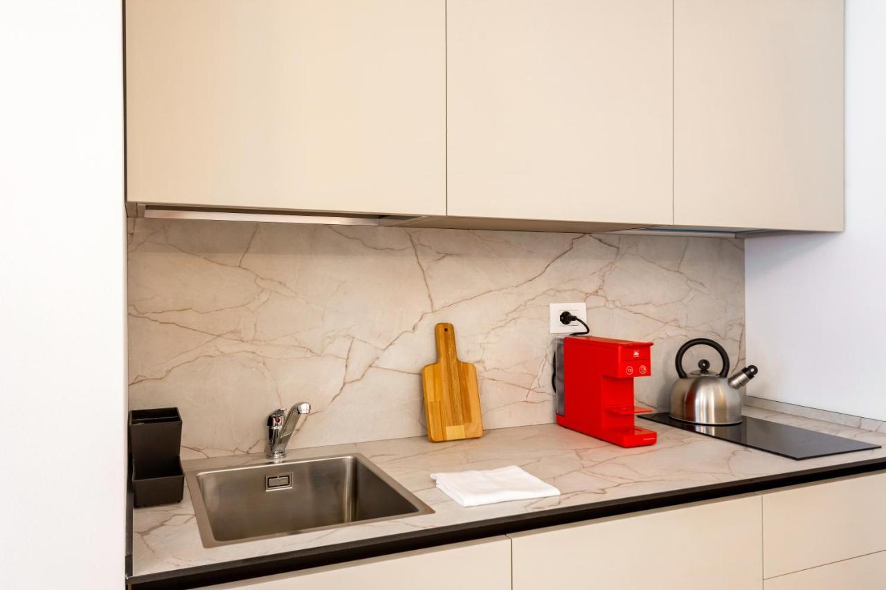 Domo Premium Apartments - Trieste Mazzini Eksteriør billede